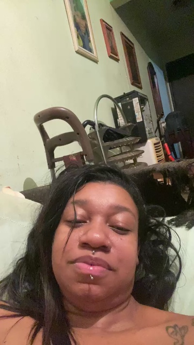 Baixinha_b's Profile