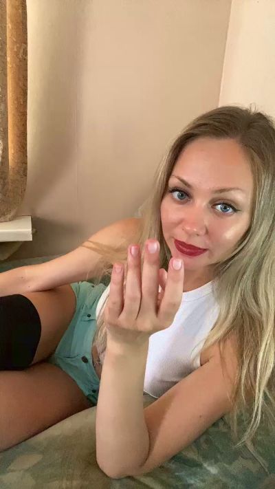 EmillyaW's Profile