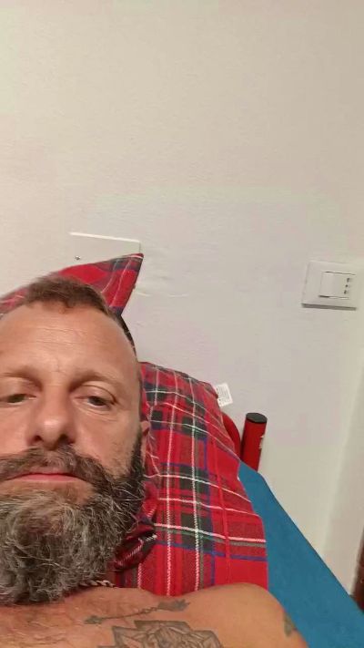 Normanhot82's Profile